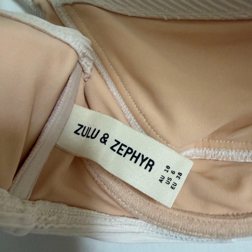 Zulu & Zephyr Coconut Off White Bra Cup Underwire Bikini Top size 6 - Picture 5 of 6